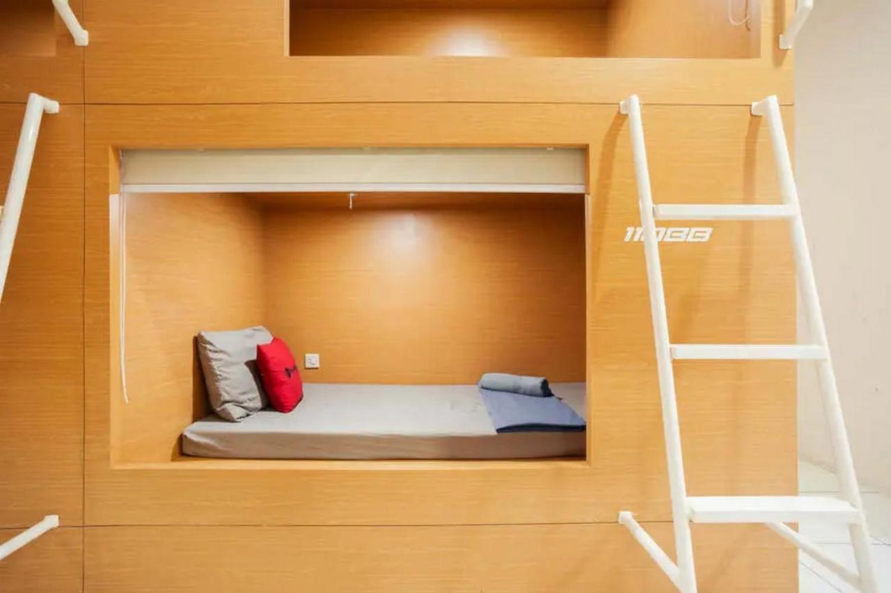 ג'קרטה Reddoorz Hostel Near Taman Puring מראה חיצוני תמונה